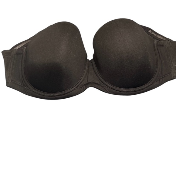 Wacoal Other - Wacoal strapless Bra 40D EUC black Red Carpet Strapless Underwire